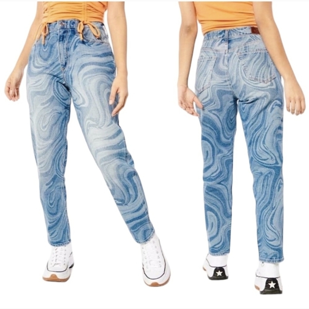 Hollister Curvy High-Rise Swirl Print Mom Jeans - Size 26